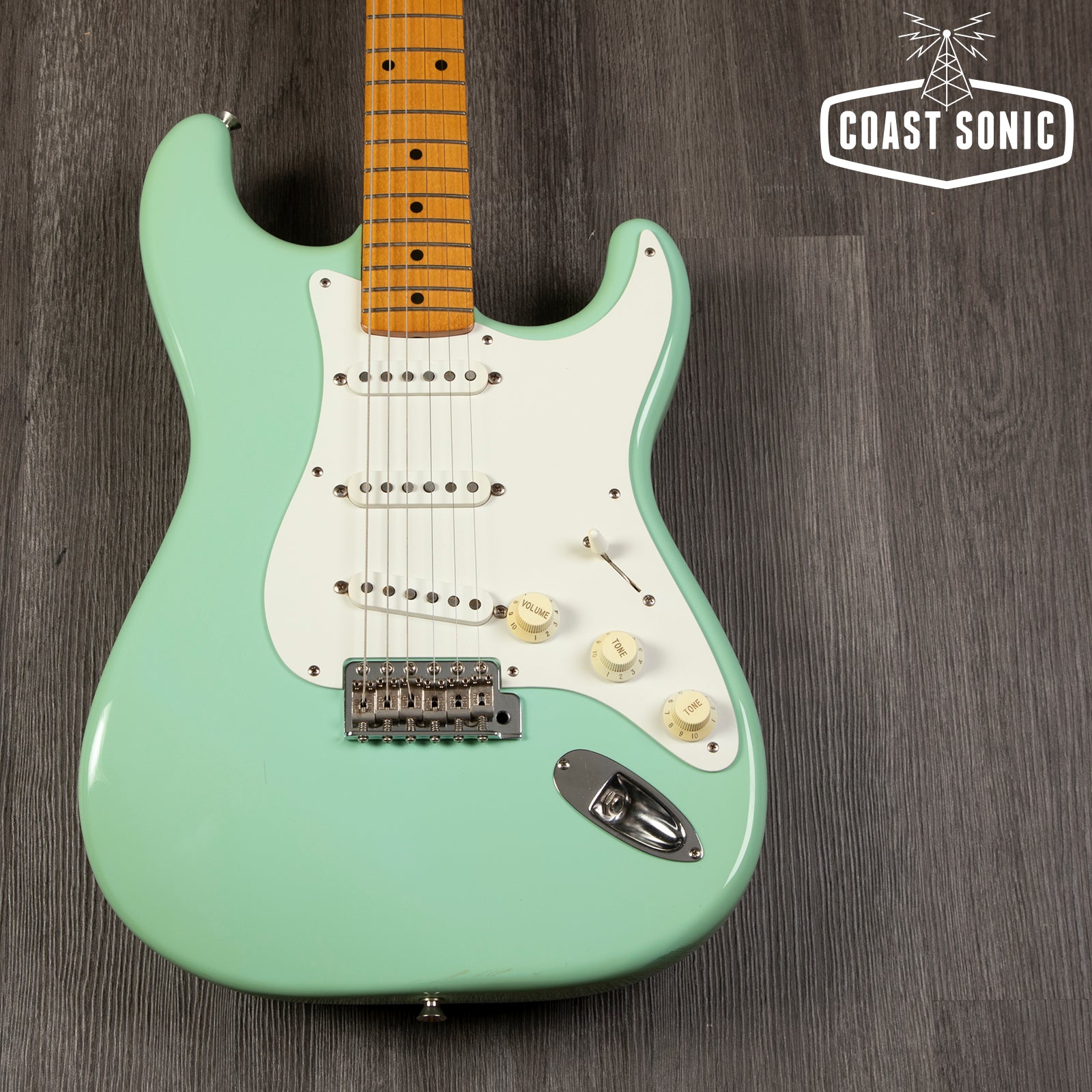 Fender Japan 2011 stratocasterほぼ未使用 mint Fender Japan 2011