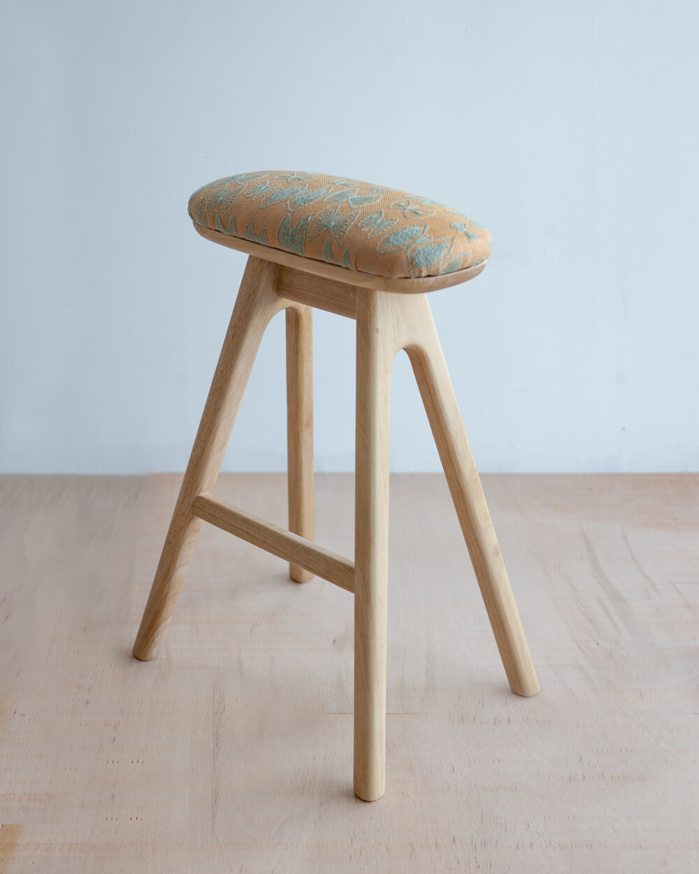 キッチンスツールBR(H630)× ミナペルホネンlife puzzle BK 送料込