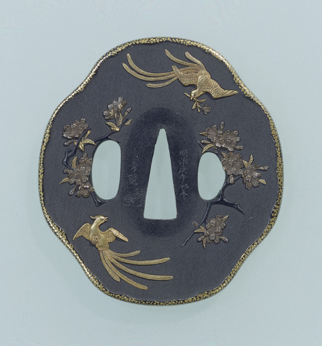 柘植彫 象嵌 根付「花筏 図 水鳥 と 桜の花びら 」 無銘だが名品 柘植