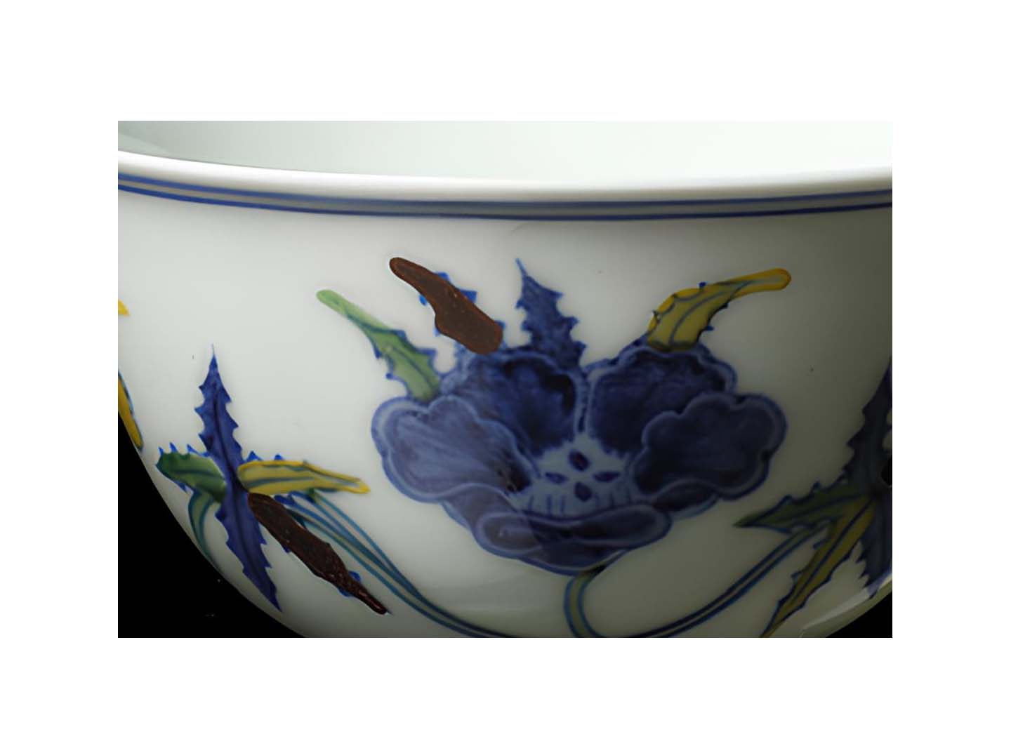 大清乾隆年制鬥彩九龍紋盤古董古玩仿古瓷器擺件老