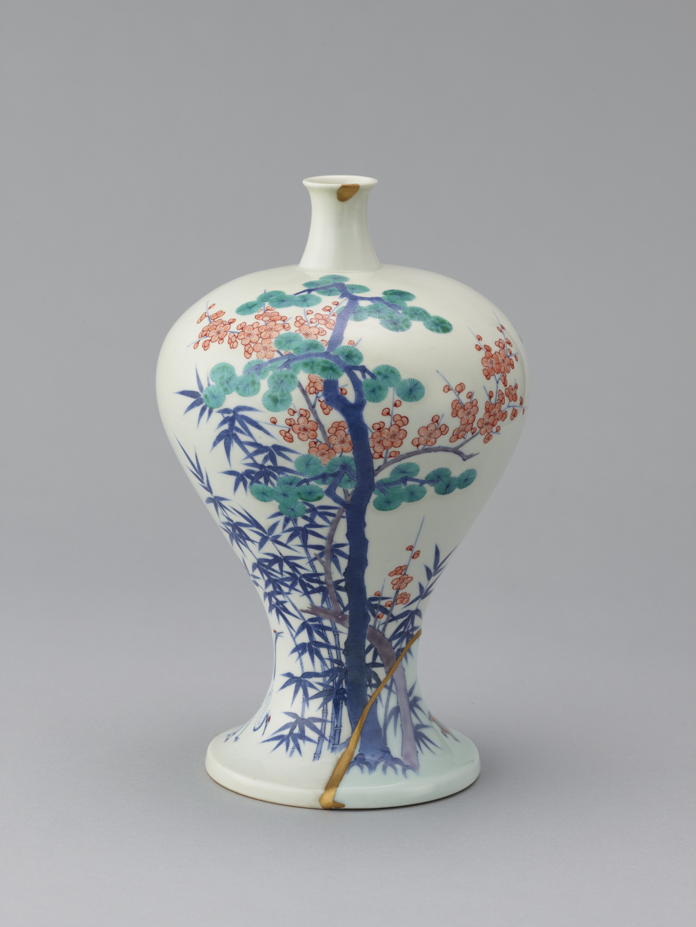 九州国立博物館 | 収蔵品ギャラリー | 色絵松竹梅文瓶子