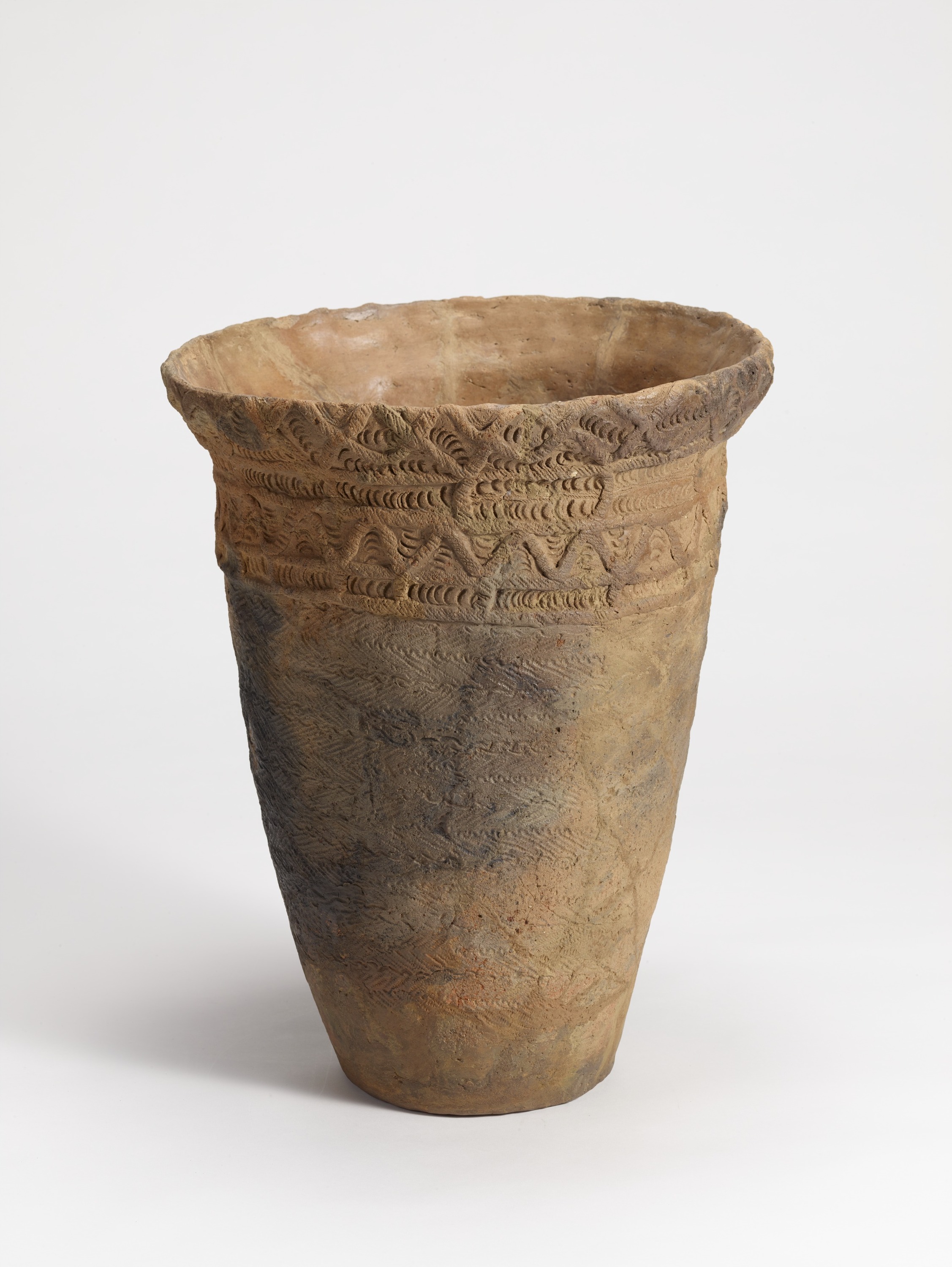 九州国立博物館 | 収蔵品ギャラリー | 深鉢形土器