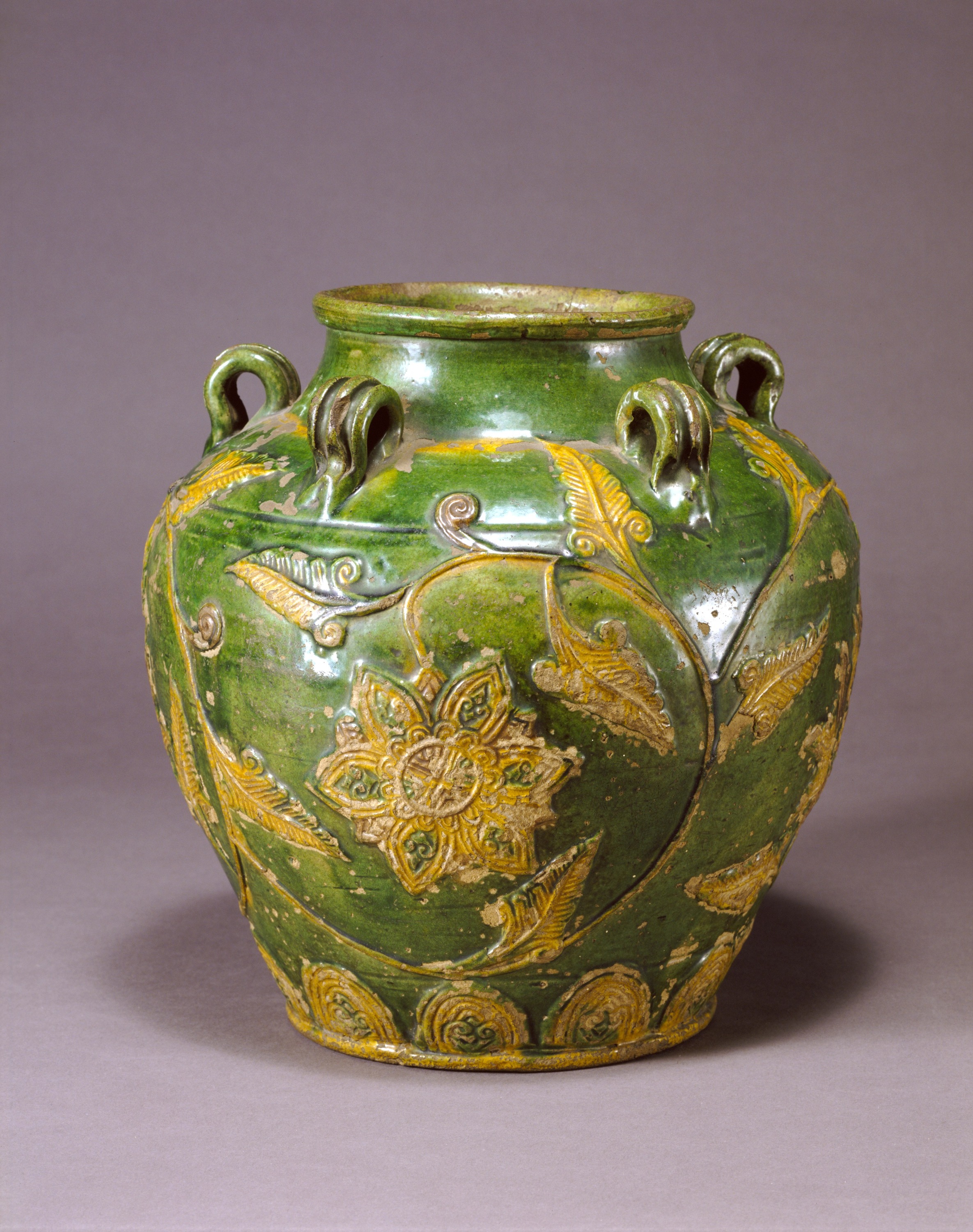 九州国立博物館 | 収蔵品データベース | 三彩花唐草文五耳壺