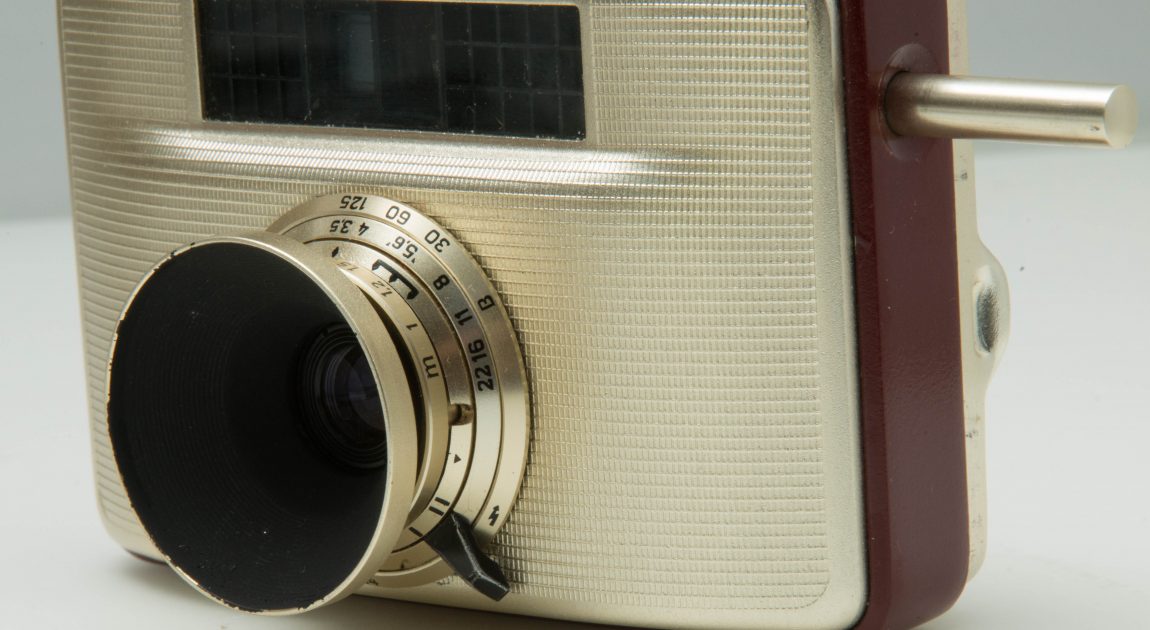 Wellta/Pentacon Penti 貴婦人向け写真機 - コレクトネット