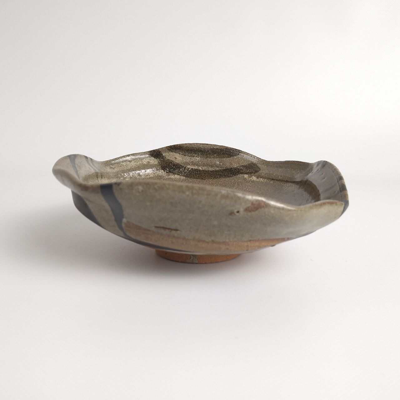 骨董 アンティーク 古唐津 絵唐津 陶片 残欠 皿向付 桃山 古陶磁 出土