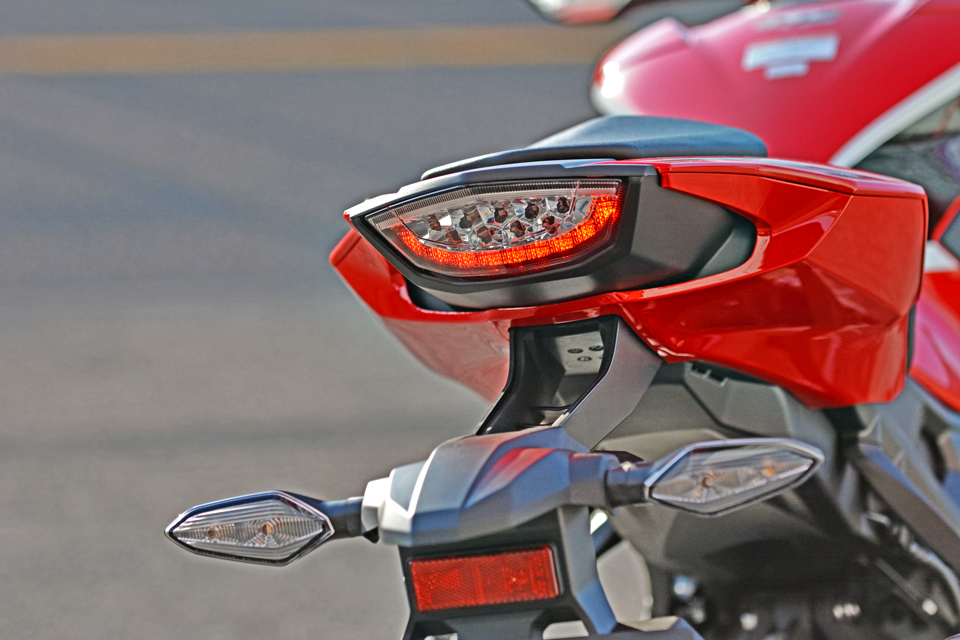 CBR1000RR SC77 テールランプ