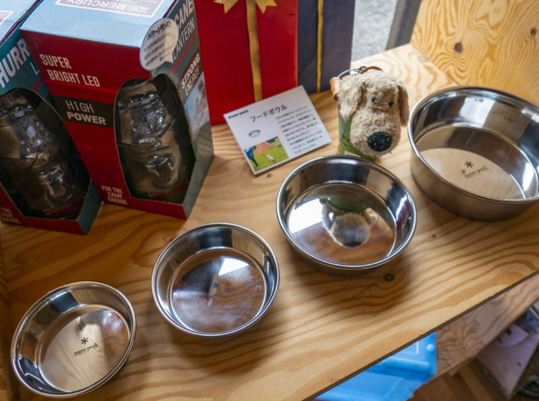 愛犬と一緒に野遊びを。Snow Peak（スノーピーク）フードボウル