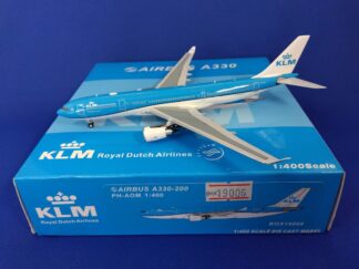 BOX19006 PandaModel KLM / KLMオランダ航空 A330-200 PH-AOM 1:400