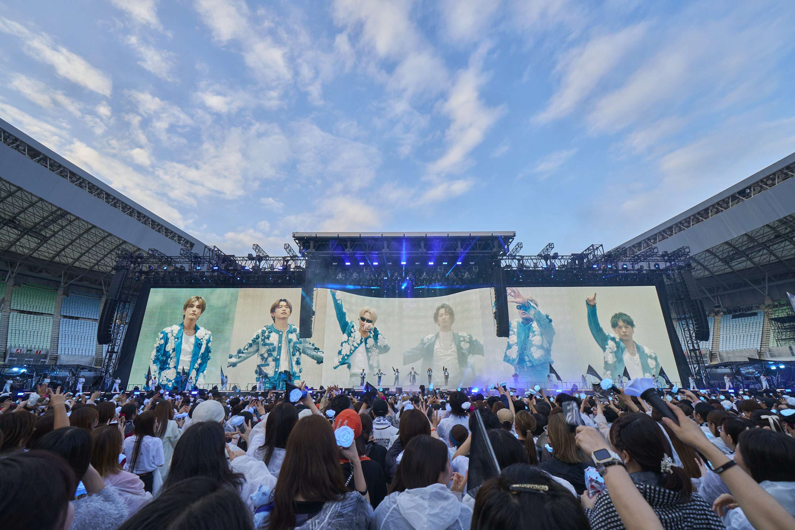 ライブレポート】三代目 J SOUL BROTHERS デビュー15周年を記念した初