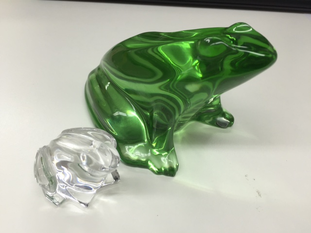 バカラBaccaratクリスタルカエル置物ペーパーウエイトガラス細工