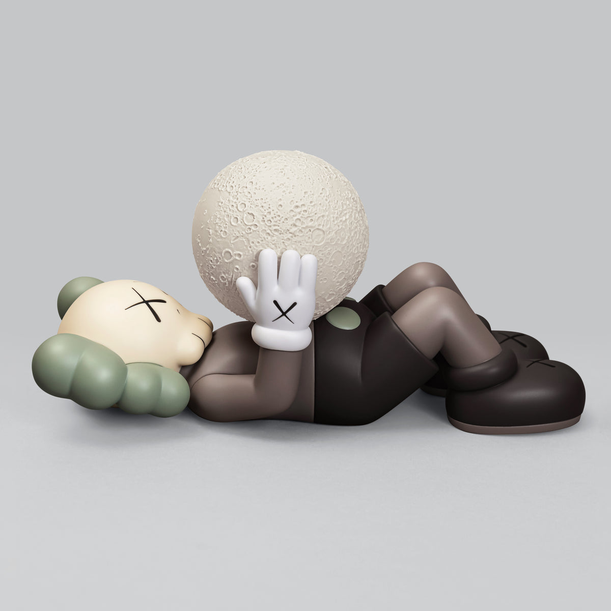 KAWS:HOLIDAY カウズ フィギュアセット 3体 KAWS Holiday Japan 3色