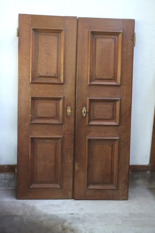 観音開きのドア - フランスアンティークのお店 rendez-vous de brocante