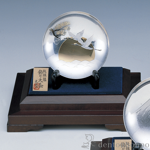 送料無料】 純銀 飾り大盃 日の出鶴 D 3.5号・89g / 光則（銀工芸