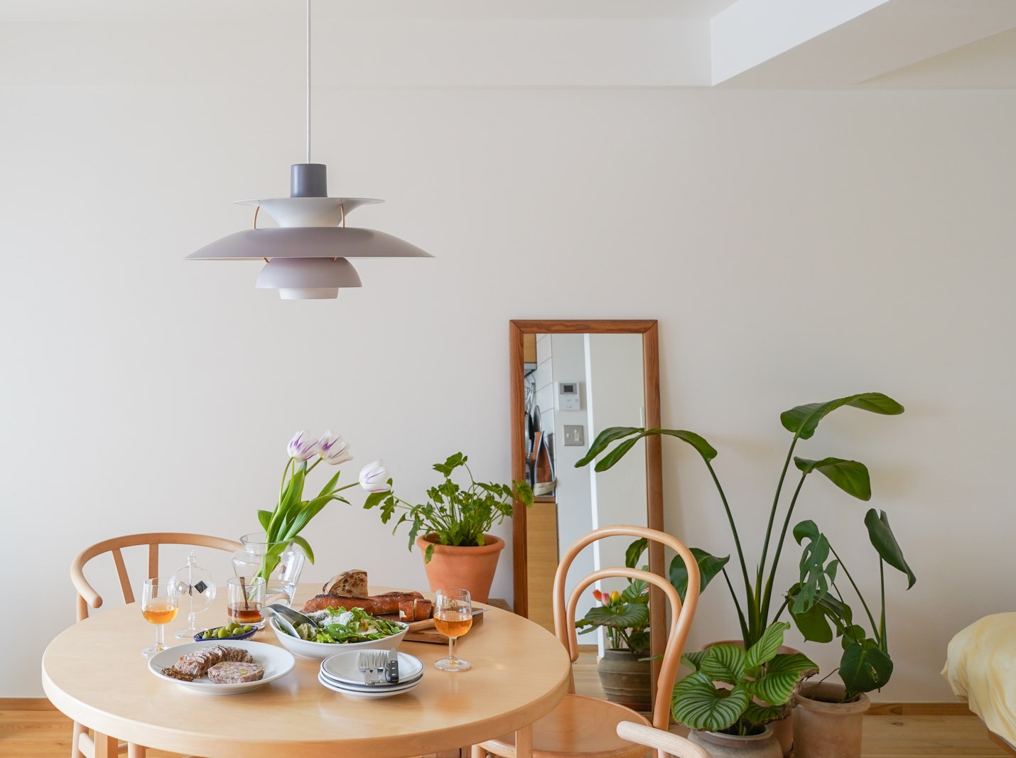 ルイスポールセンPH5リプロダクトホワイト ピンク50cm