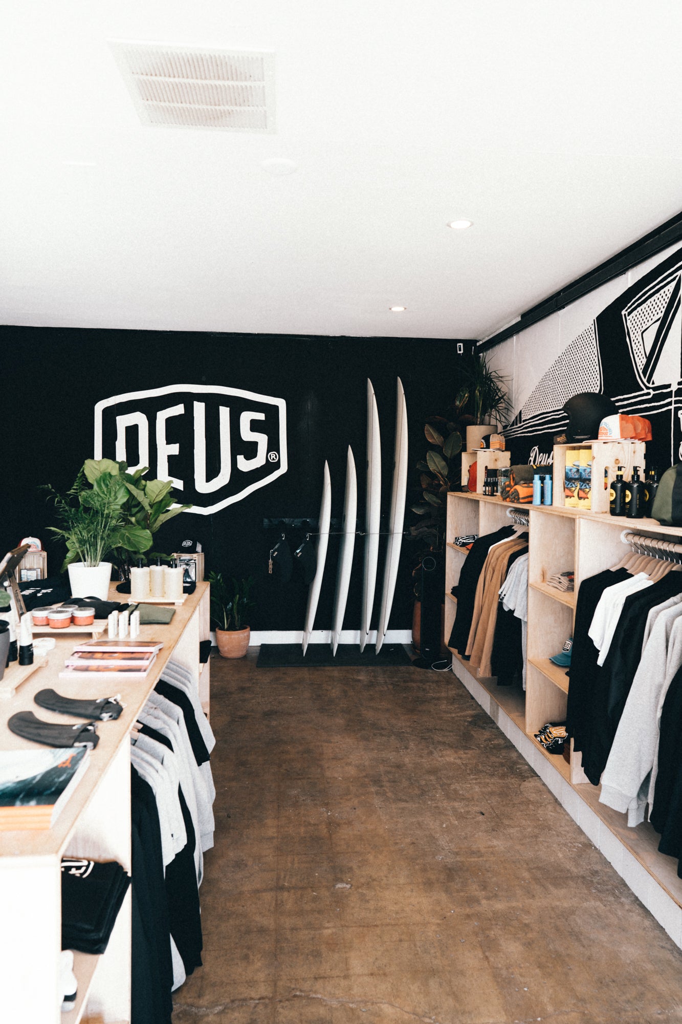 Deus Newport Store – Deus Ex Machina USA