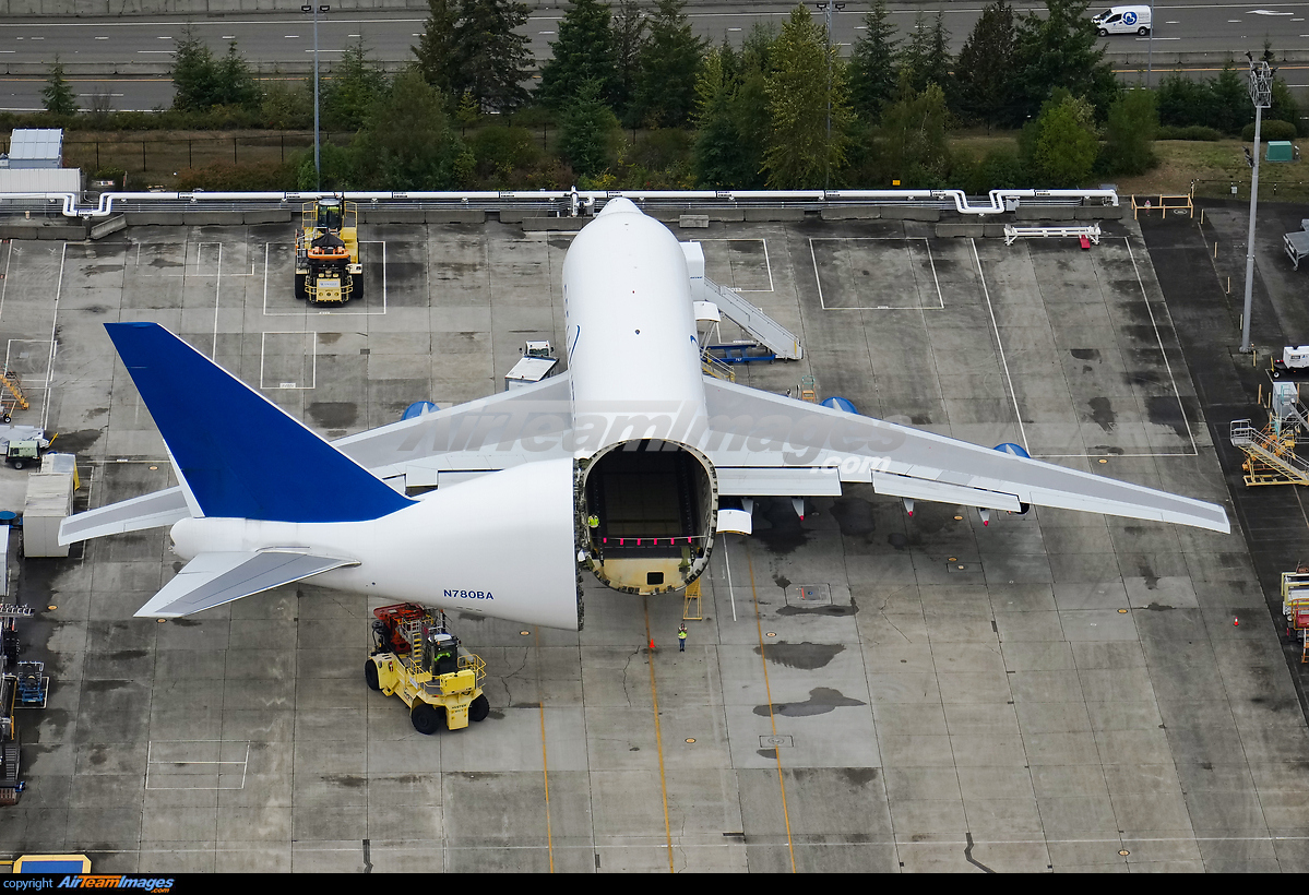 Boeing 747-400LCF Dreamlifter Boeing N780BA - AirTeamImages.com