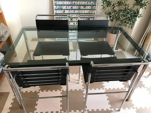 デザイナーズ家具 ル・コルビジェ LC10 ダイニングテーブルと