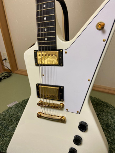 Tokai エクスプローラー 変形型ギター※ケース付き&ストラップ付き