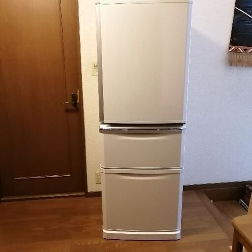 引取希望MITSUBISHI ELECTRIC 三菱ノンフロン冷凍庫2016年製
