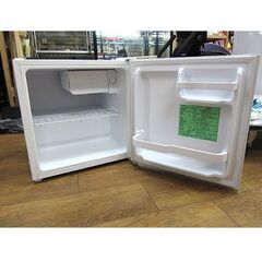 ヤマダ YRZ-C05H1 1ドア 小型冷蔵庫 46L 2023年製 ヤマダ YRZ-C05H1 1