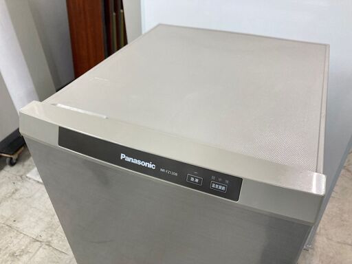 パナソニック縦型冷凍庫 2020年