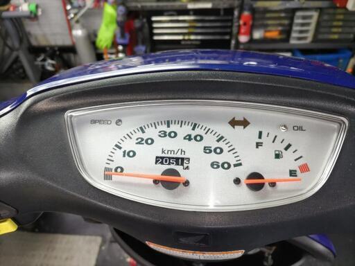 またまたお宝発見です！走行少ない2051キロ 希少カラーブルー