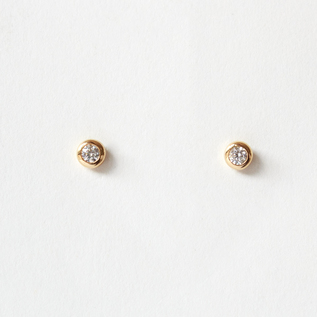 キャッチレスピアス HONESTY／Baqless（バックレス）｜愛着を持って