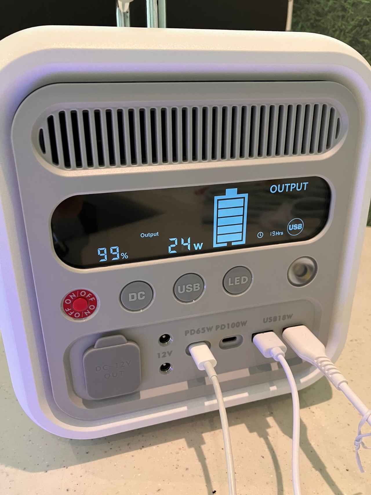 SABUMA「ポータブル電源S600」使用レビュー プラバン作家がイベント