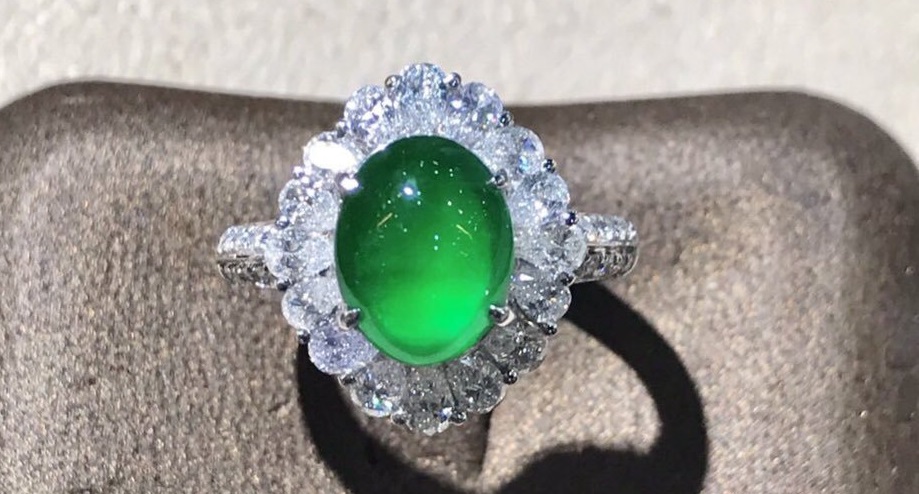 餅シャリ 琅玕 ロウカン 糸魚川翡翠 36g 餅シャリ 琅玕 ロウカン