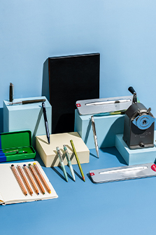 限定】プリズマロ 100周年記念色鉛筆 | Caran d'Ache JP