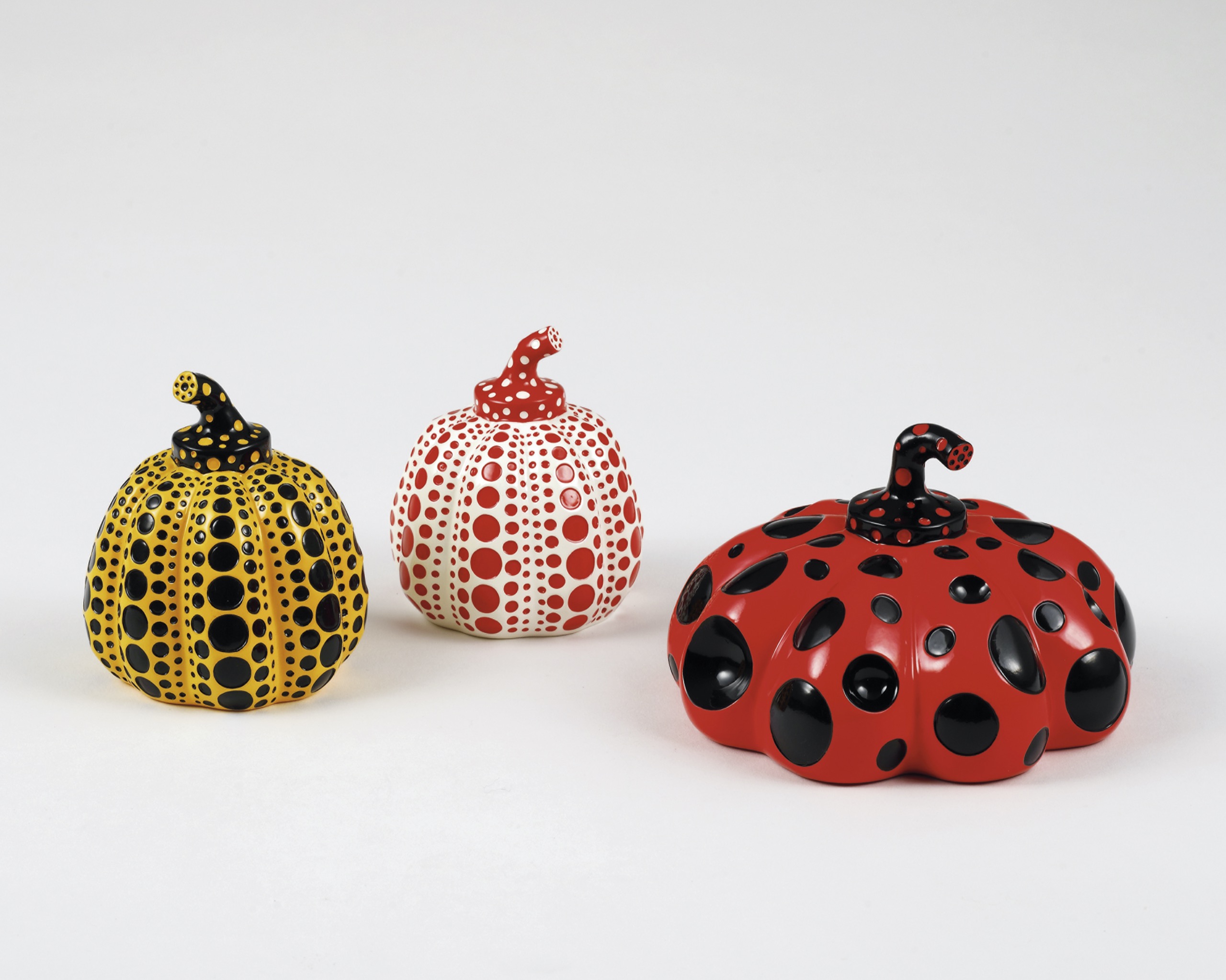 新品・未使用】草間彌生 ペーパーウェイト Yahoo!オークション