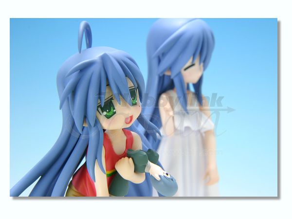 らき☆すた 泉こなた＆かなた そうじろうの宝物セット 完成品