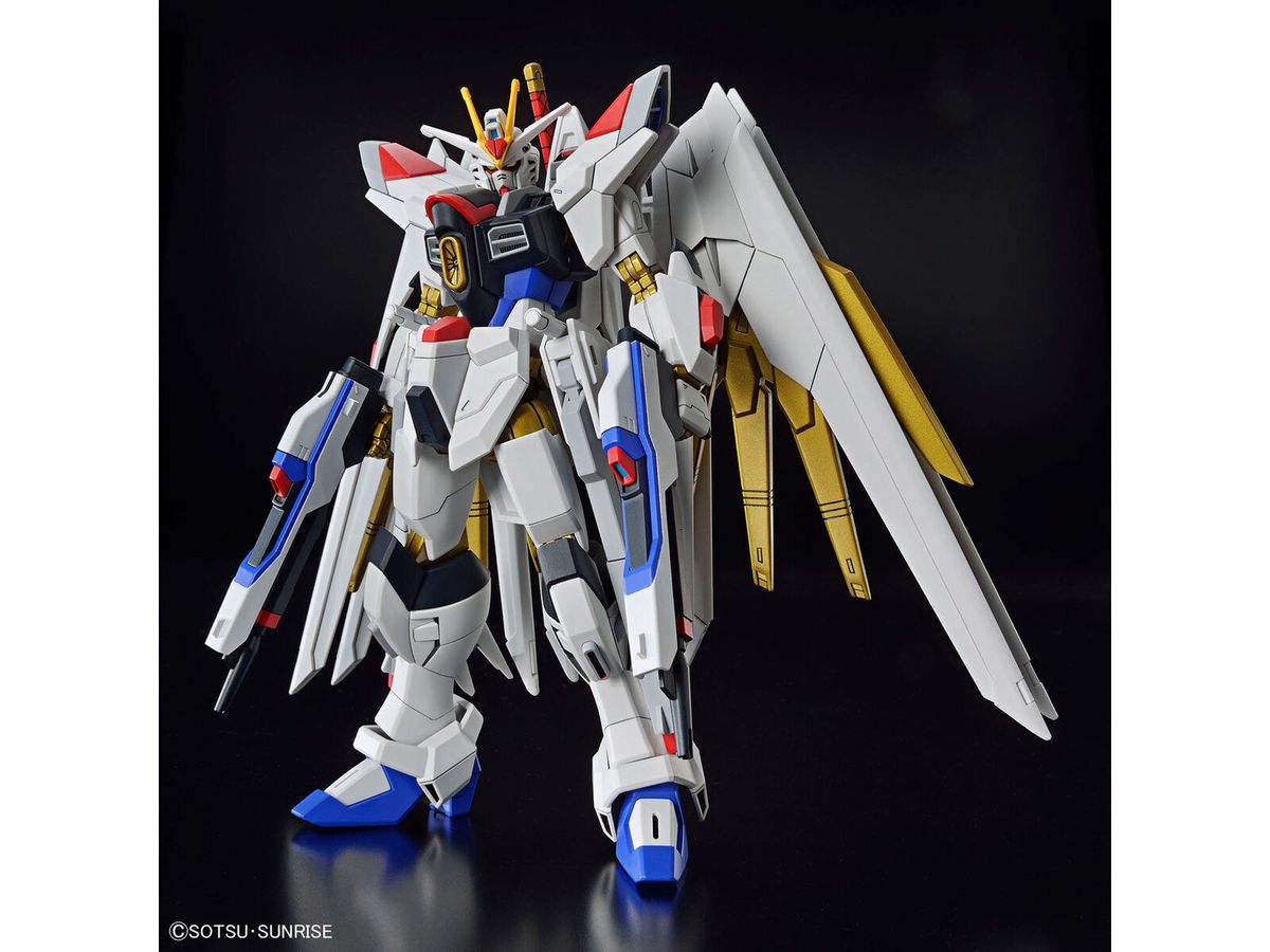 全塗装済完成品】 1/60 PG ストライクフリーダムガンダム 全塗装済完成品】