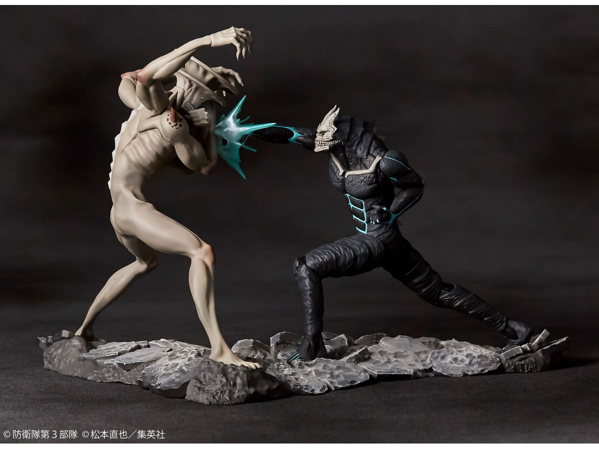 1/18 怪獣8号: 怪獣8号vs怪獣9号 | HLJ.co.jp