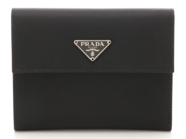 未使用級/現行✨プラダ 折り財布 三角ロゴ スタッズ RFID搭載 ホワイト