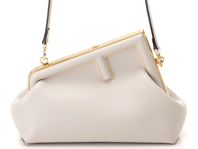 FENDI フェンディ ファースト スモール 2WAY クラッチ ショルダー