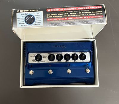 LINE6 MM4 Modulation Modeler エフェクター ライン6 Line 6 MM4