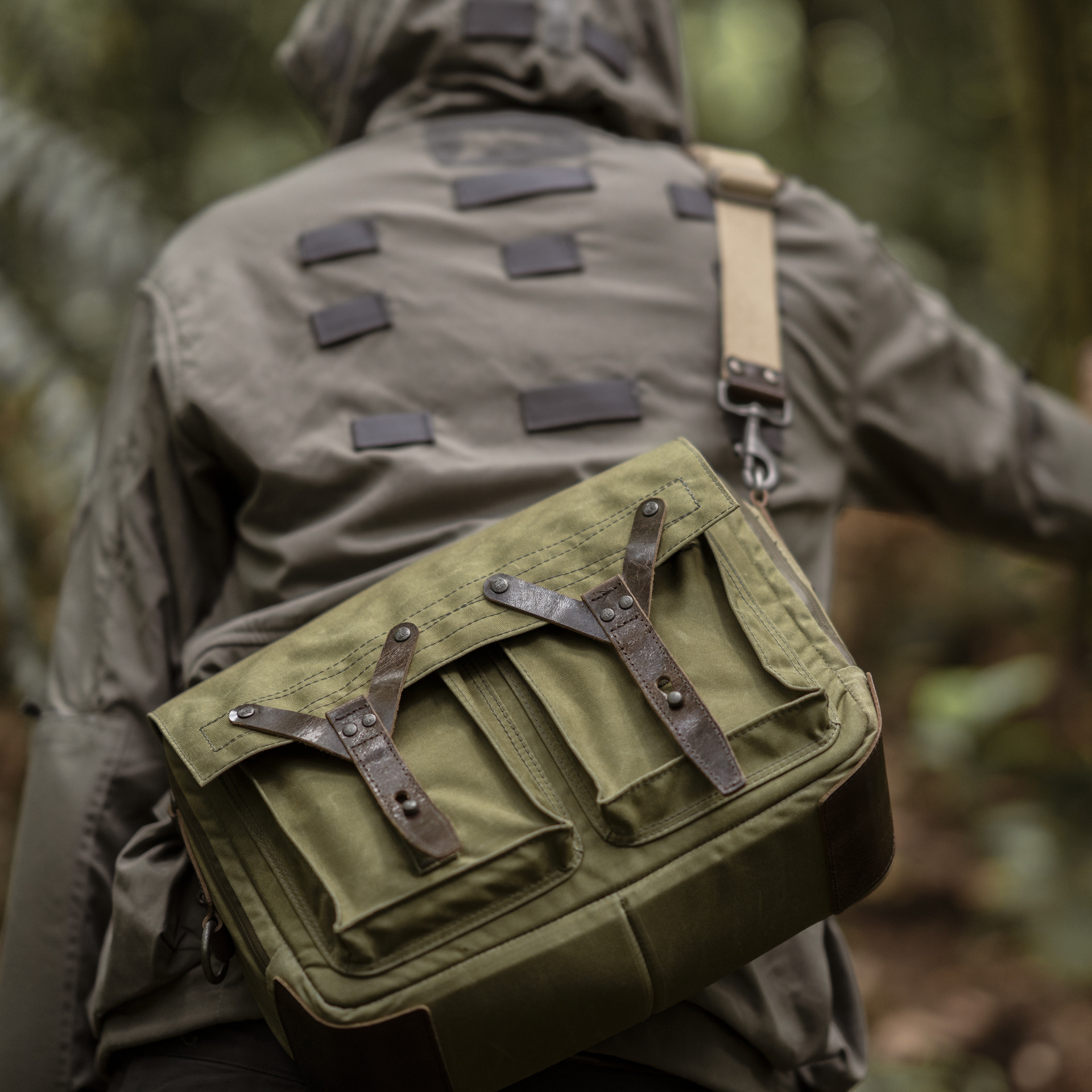 NEW CITY EXPLORER」 SCOUT 日常用 / カメラ用スリングバッグ 9L