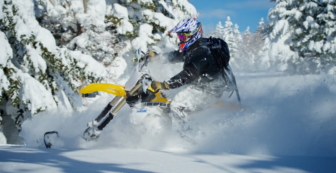 バックカントリースノーバイクツアー | エクスプロアニセコ