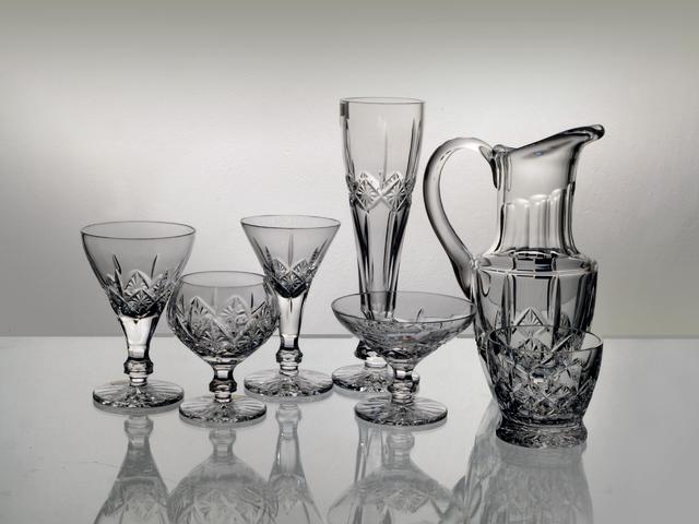 二ズボール半日ツアー！チェコ名産ボヘミアングラス工場見学【英語