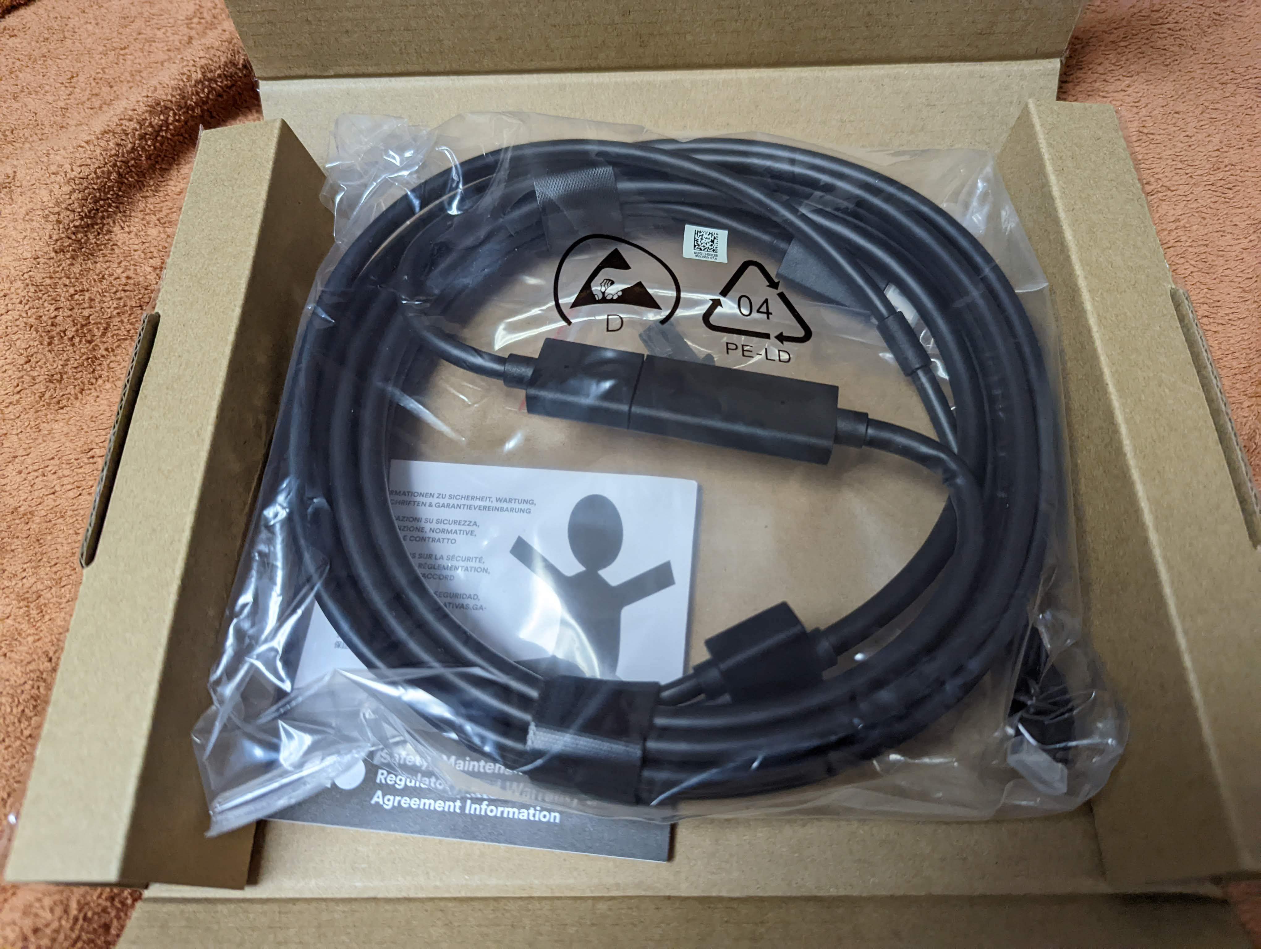 valve index ケーブル Index index ケーブル Steam on VRヘッドセット