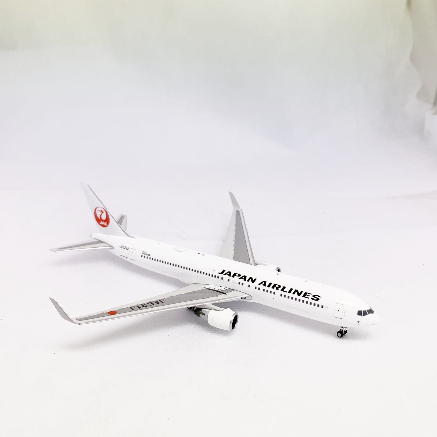 航空機・ヘリコプター phoenix 1/400 JAL 767-300er JA621J 航空機