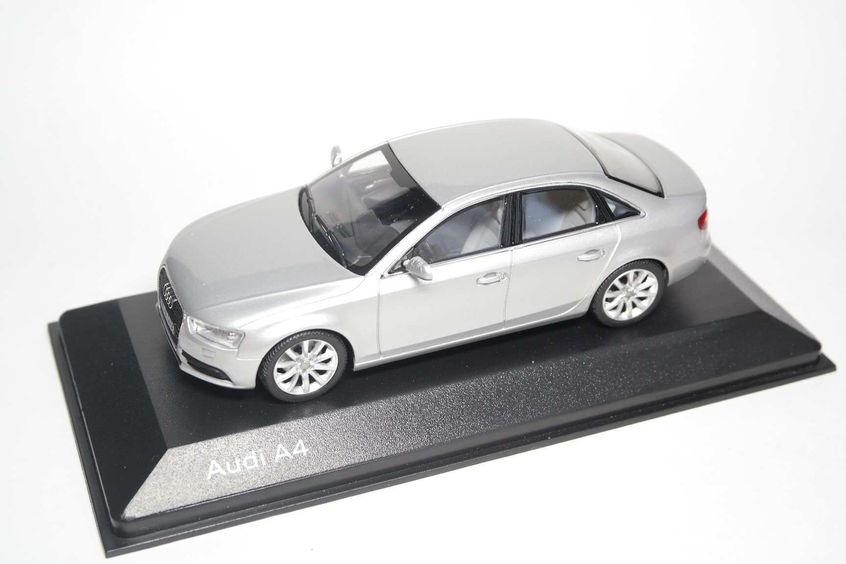 Audi A4 - Diecast Ukraine