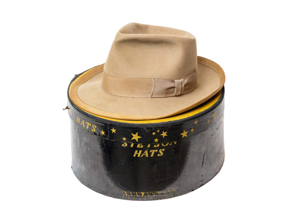 ひと味違う大人の男を演出するハット。その市場価値とは？ | Dig-it