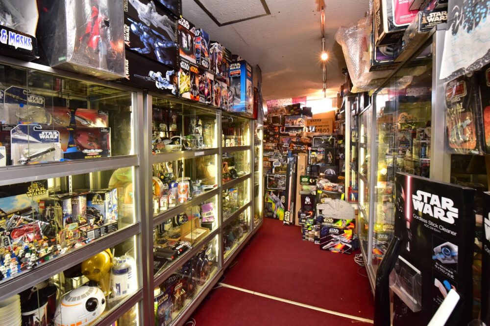 世界中からコレクターが集まる！スターウォーズ専門店「STAR CASE」に