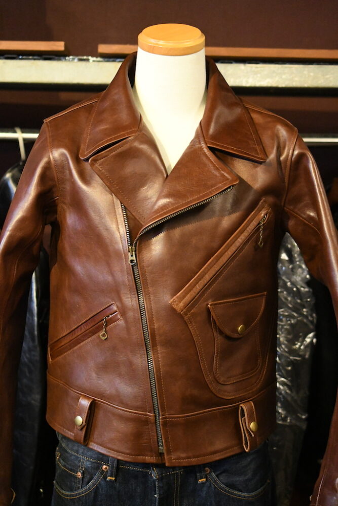 ダッパーズの新作レザージャケットが御殿場のバーンストーマーに降臨