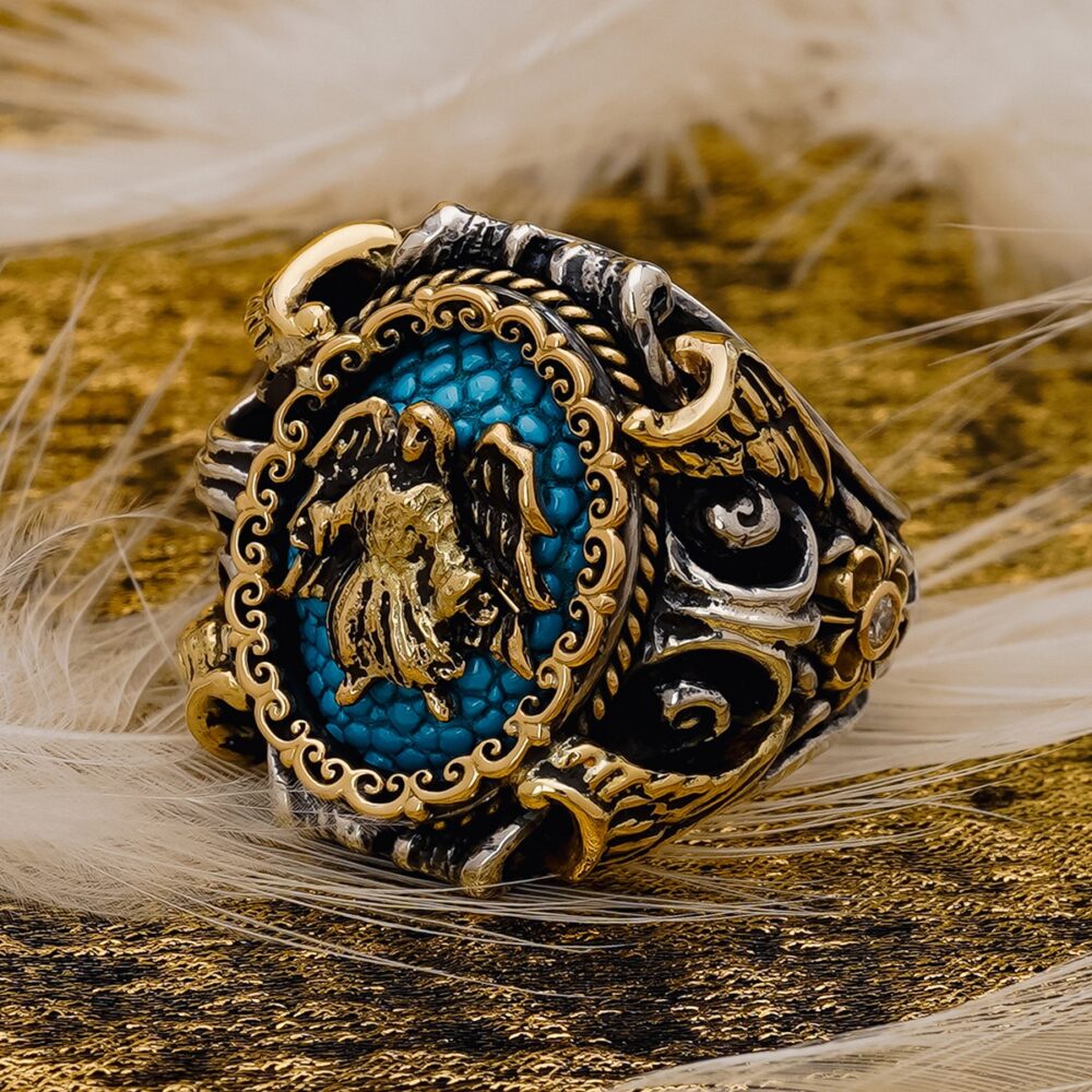 創設者への敬意を込め「LEATHERS AND TREASURES」が新作リングと