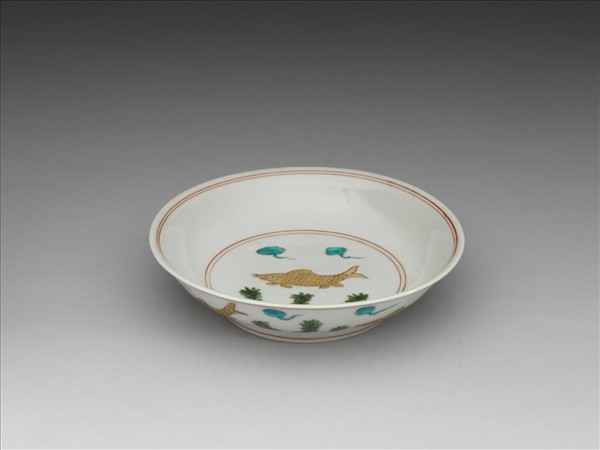 五彩魚藻紋盤- 故宮