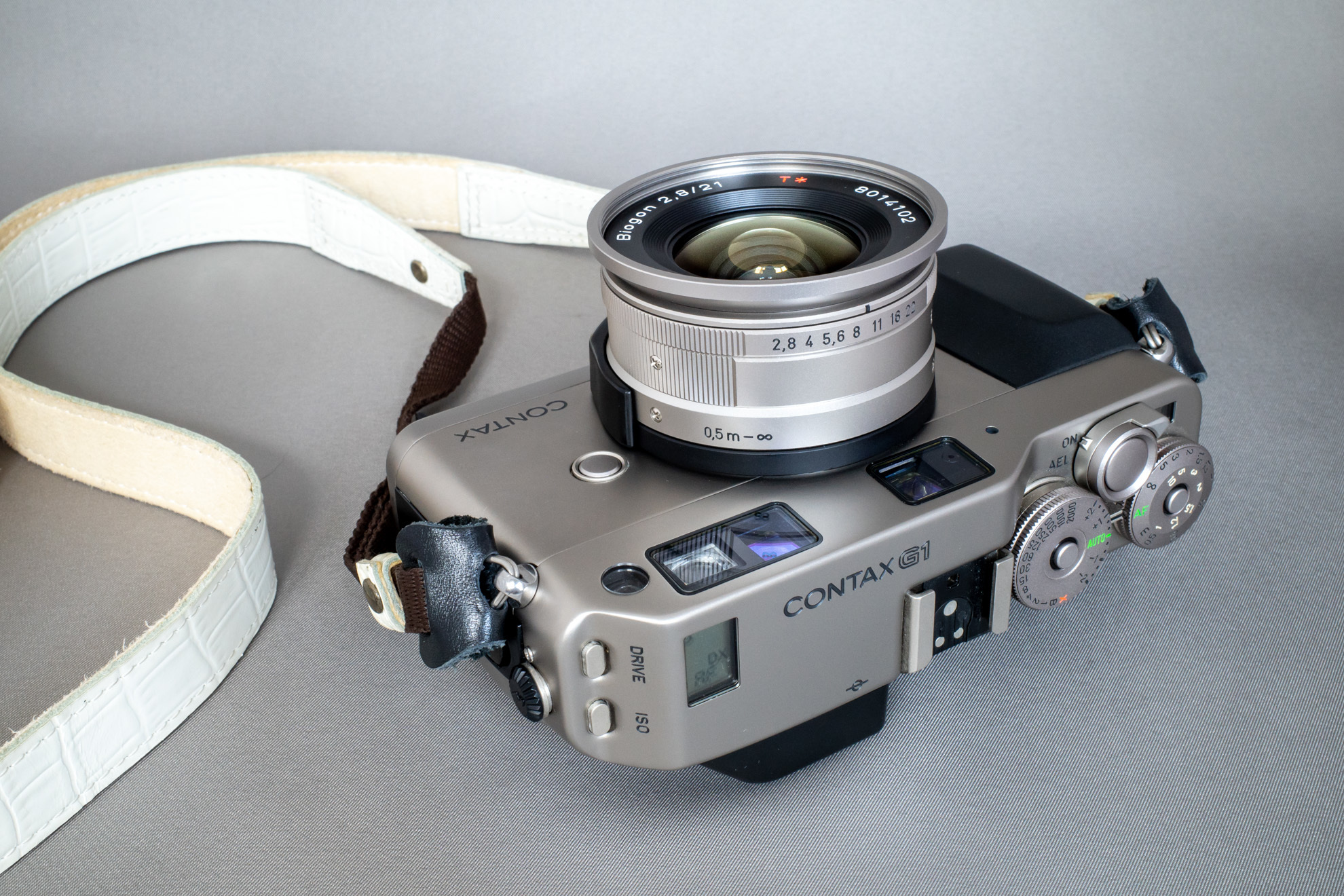 CONTAX Biogon T*21mm F2.8 (G) ◇レビュー外観編◇ | デジタル試しうち