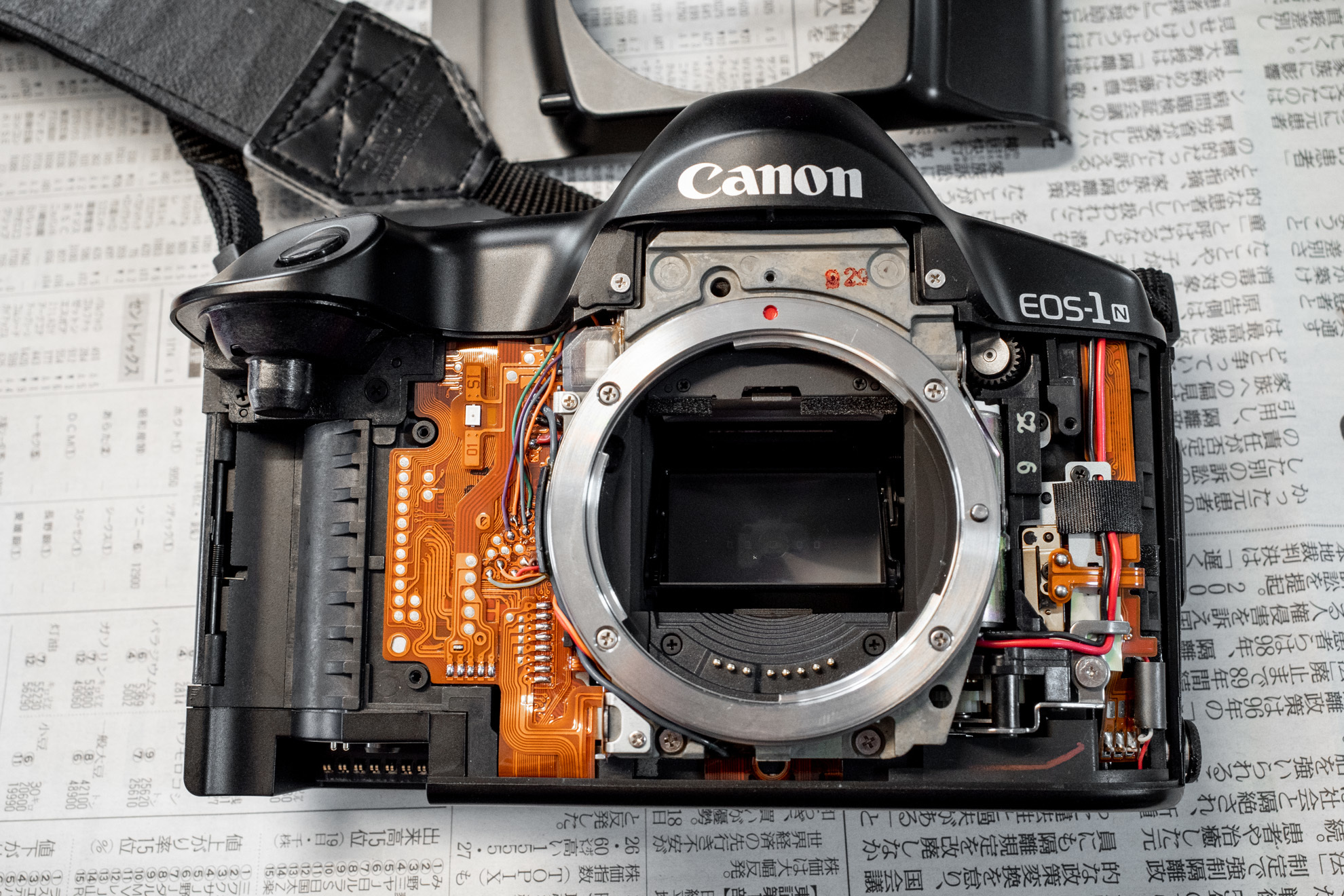 動作確認OK】Canon EOS-1 フィルムカメラ 本体のみ 動作確認OK】Canon